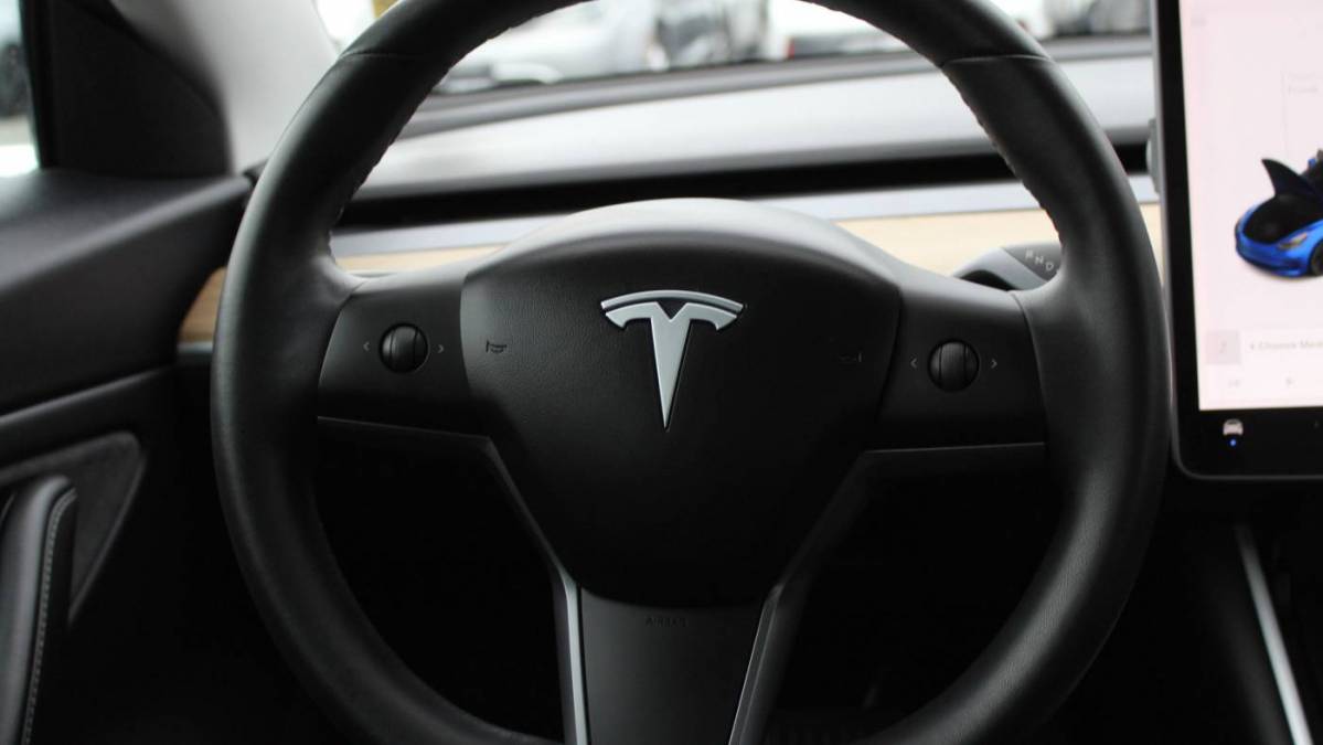 2020 Tesla Model 3 5YJ3E1EB8LF636220