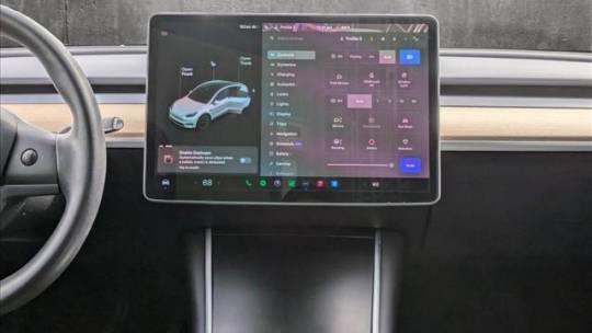 2020 Tesla Model Y 5YJYGDEE8LF033263