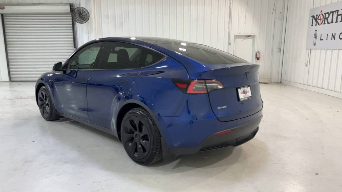 2021 Tesla Model Y 5YJYGDEE9MF094509