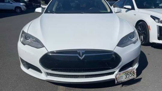 2015 Tesla Model S 5YJSA1S24FF095327