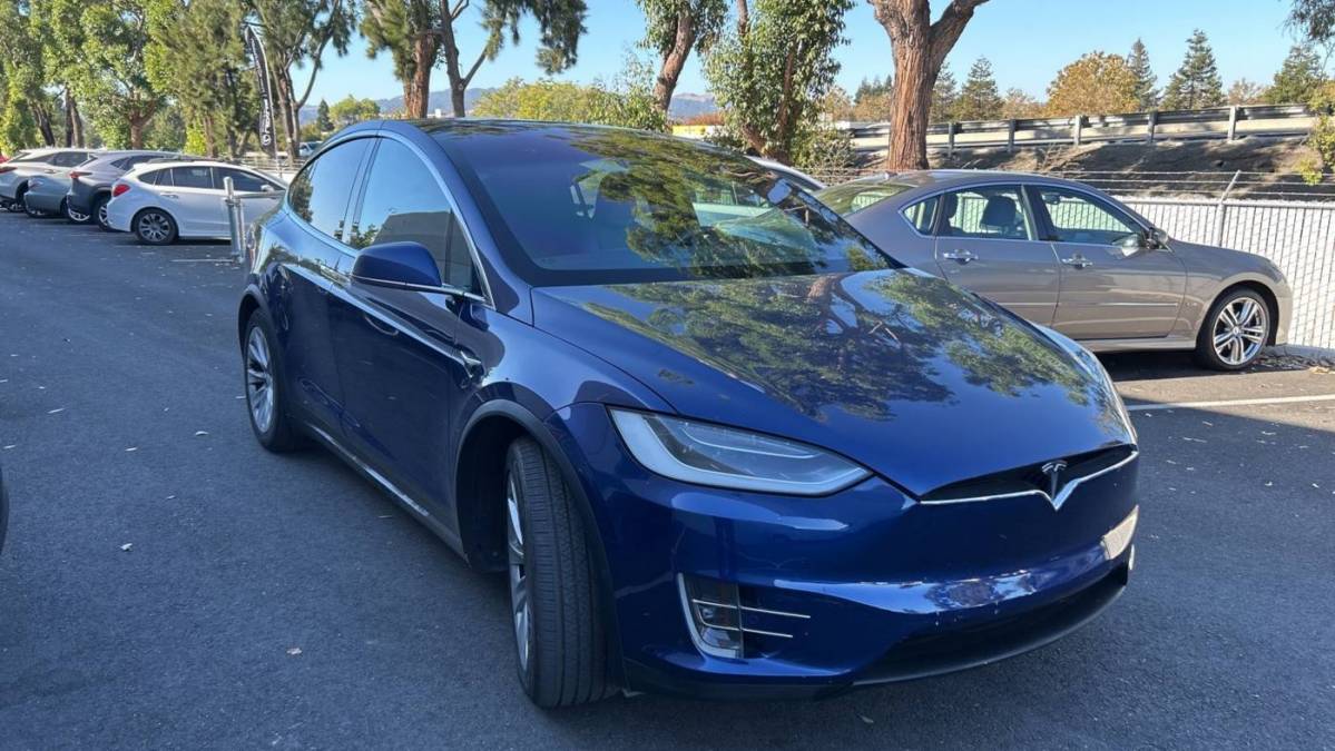 2016 Tesla Model X 5YJXCDE26GF026430