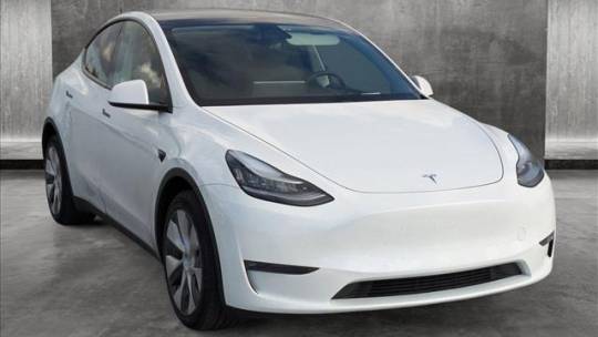 2020 Tesla Model Y 5YJYGDEE0LF009605