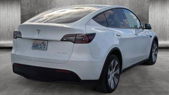 2020 Tesla Model Y 5YJYGDEE0LF009605