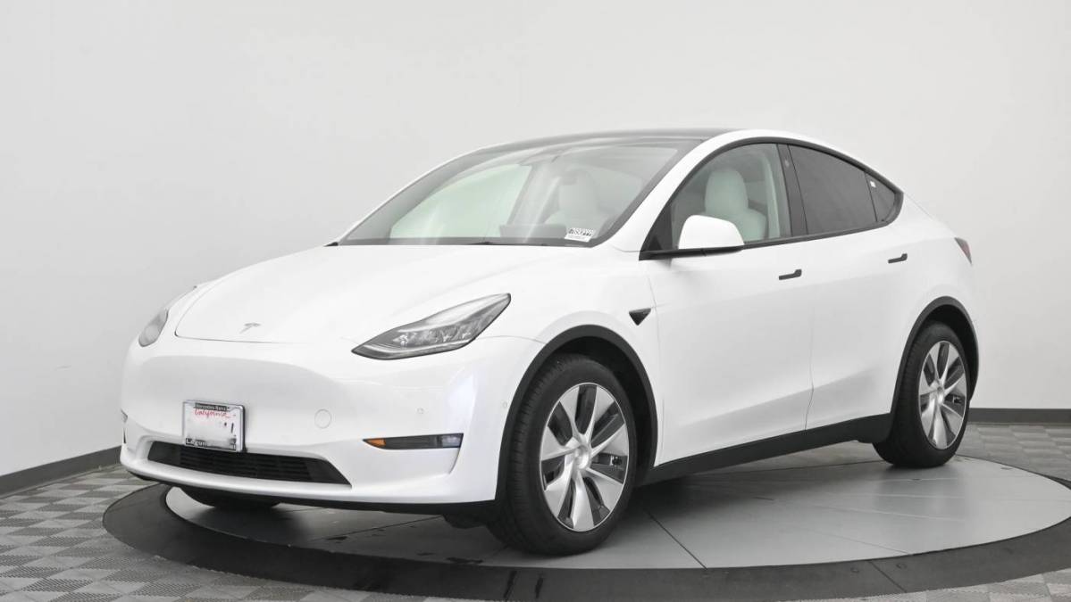 2021 Tesla Model Y 5YJYGDEE1MF161846