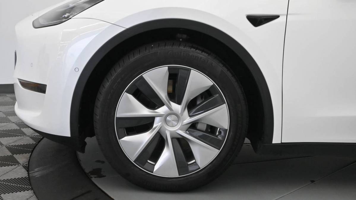 2021 Tesla Model Y 5YJYGDEE1MF161846