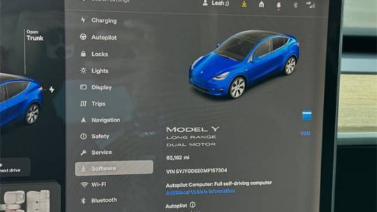 2021 Tesla Model Y 5YJYGDEE0MF157304