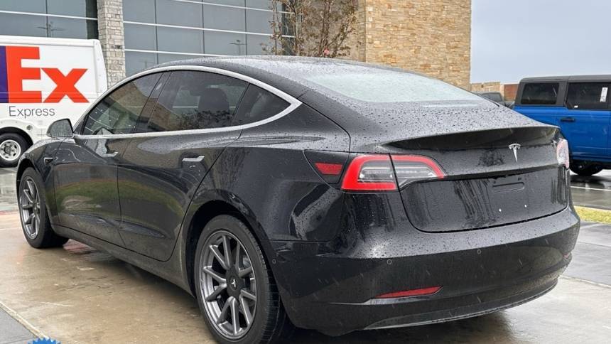 2018 Tesla Model 3 5YJ3E1EA8JF075781