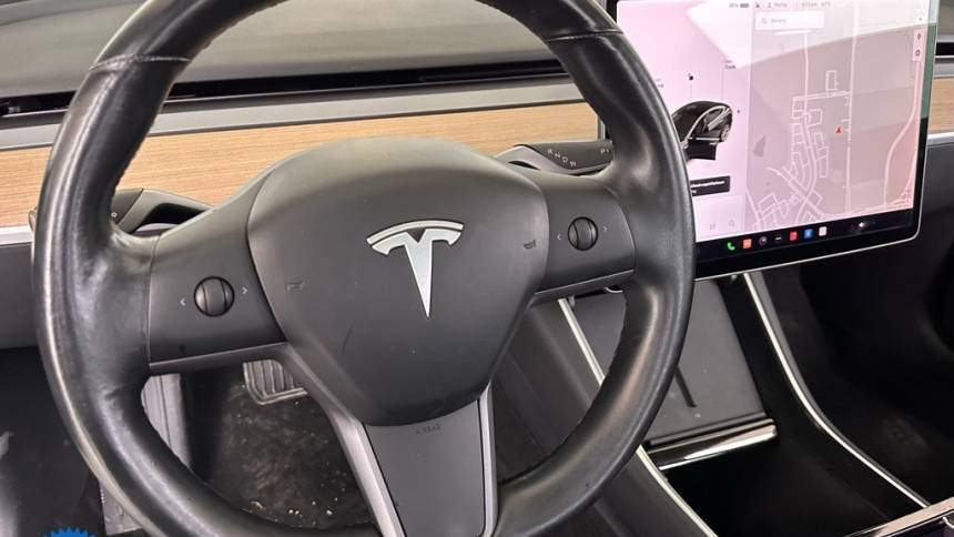 2018 Tesla Model 3 5YJ3E1EA8JF075781