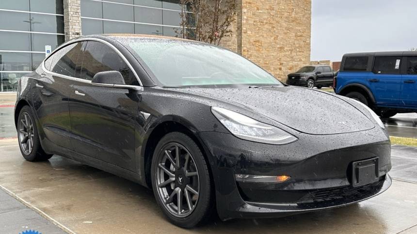 2018 Tesla Model 3 5YJ3E1EA8JF075781