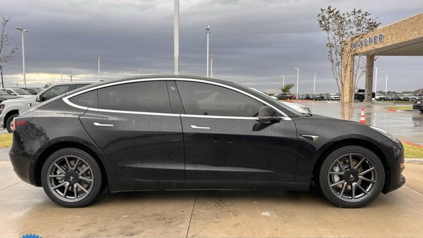 2018 Tesla Model 3 5YJ3E1EA8JF075781