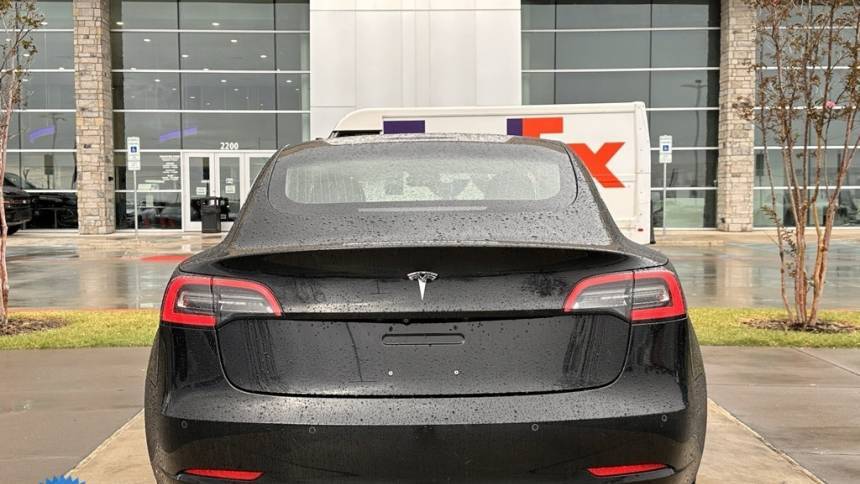 2018 Tesla Model 3 5YJ3E1EA8JF075781