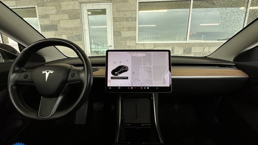 2018 Tesla Model 3 5YJ3E1EA8JF075781