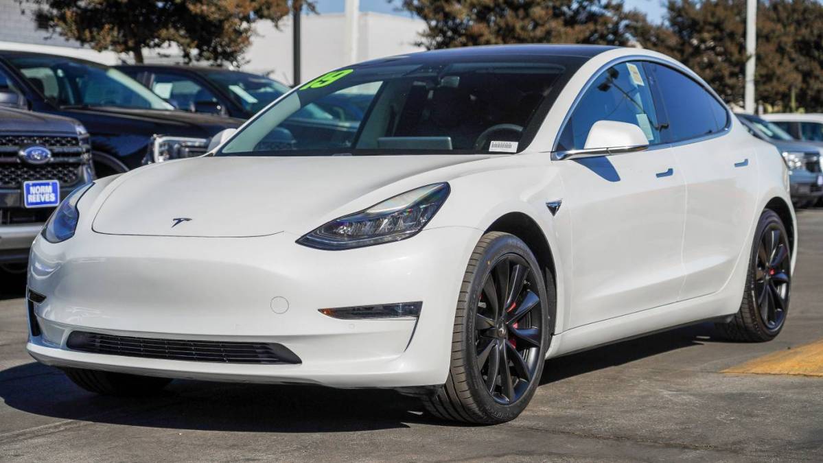 2019 Tesla Model 3 5YJ3E1EA8KF472621