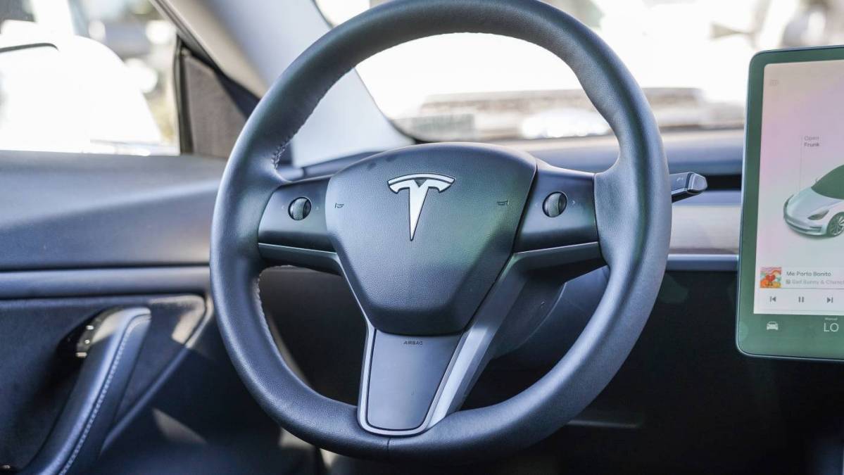 2019 Tesla Model 3 5YJ3E1EA8KF472621