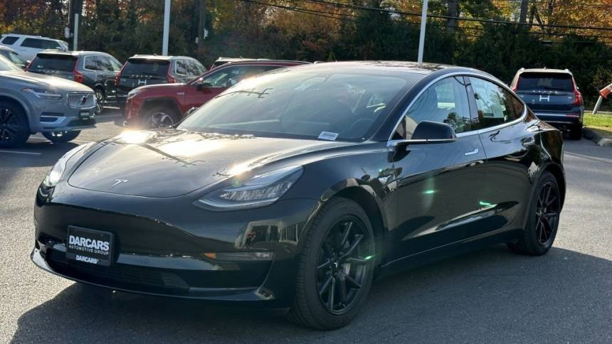 2018 Tesla Model 3 5YJ3E1EA8JF058298