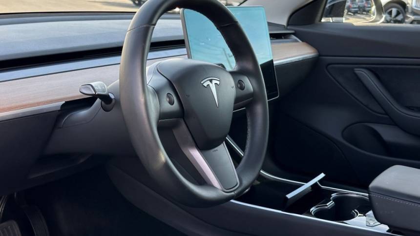 2018 Tesla Model 3 5YJ3E1EA8JF058298