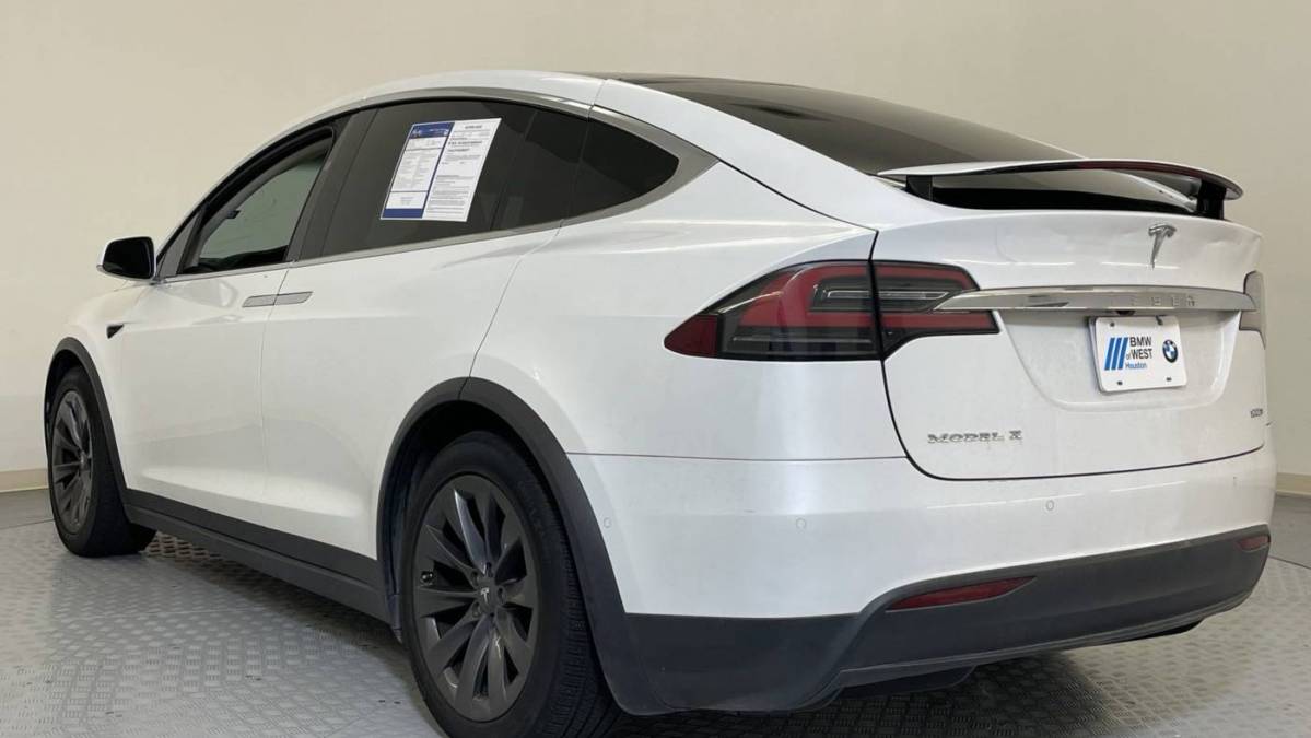 2018 Tesla Model X 5YJXCBE25JF139801