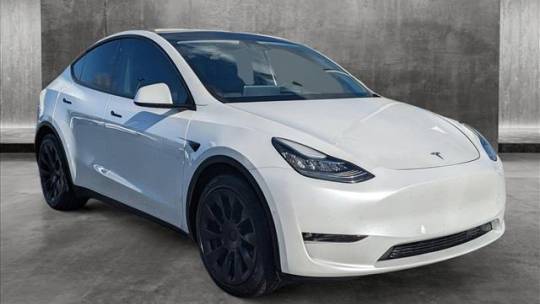 2021 Tesla Model Y 5YJYGDEE1MF233550