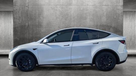 2021 Tesla Model Y 5YJYGDEE1MF233550