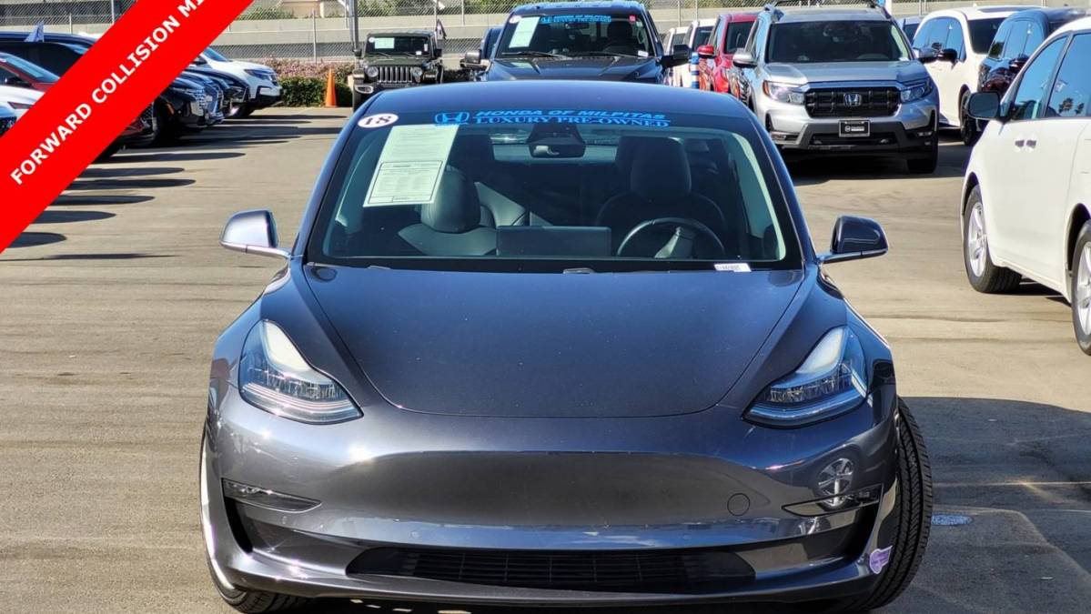 2018 Tesla Model 3 5YJ3E1EB2JF185069