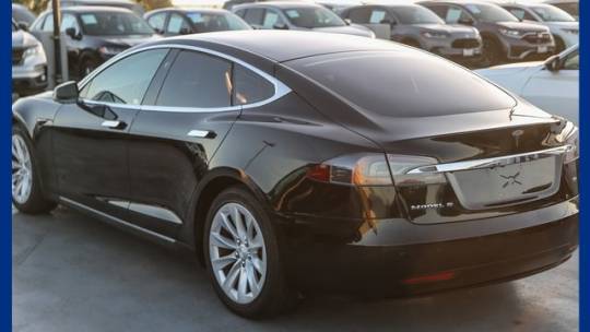 2017 Tesla Model S 5YJSA1E19HF209652