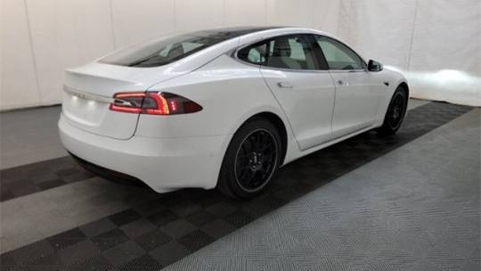 2019 Tesla Model S 5YJSA1E23KF330578