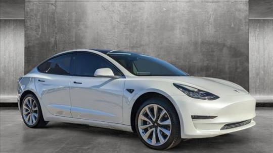 2018 Tesla Model 3 5YJ3E1EA8JF015810