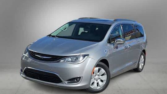 2018 Chrysler Pacifica Hybrid 2C4RC1N74JR169682