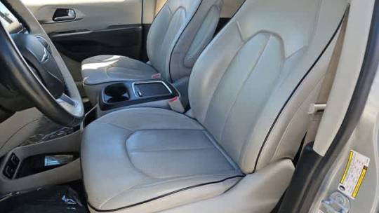 2018 Chrysler Pacifica Hybrid 2C4RC1N74JR169682