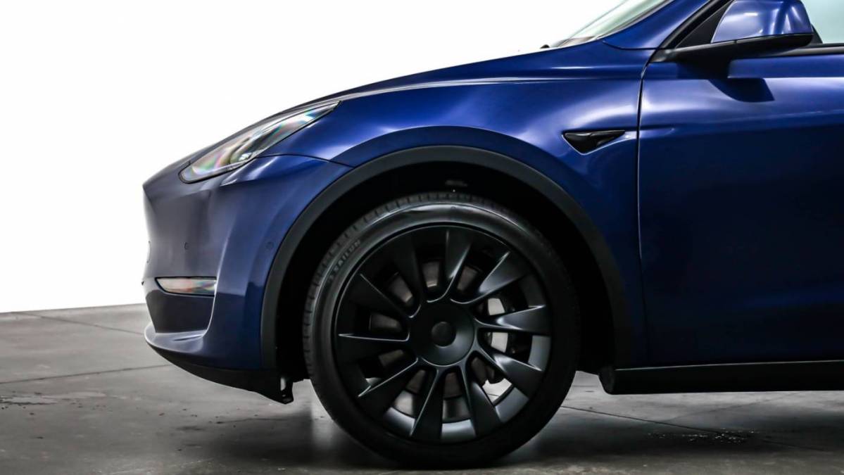 2020 Tesla Model Y 5YJYGDEE9LF021820