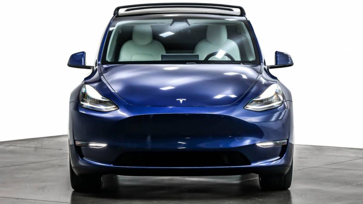 2020 Tesla Model Y 5YJYGDEE9LF021820