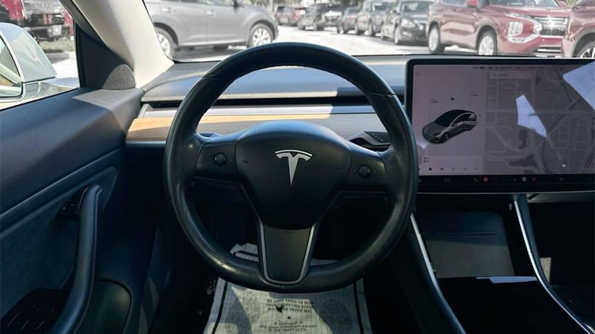 2018 Tesla Model 3 5YJ3E1EA3JF024348