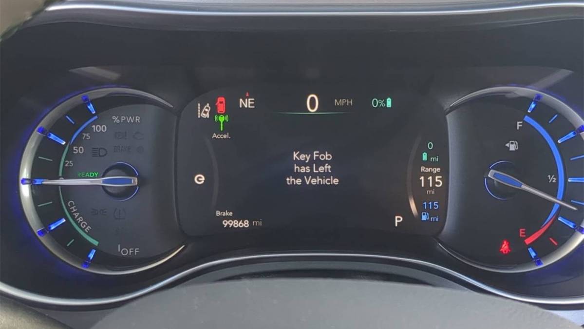 2018 Chrysler Pacifica Hybrid 2C4RC1N76JR159168