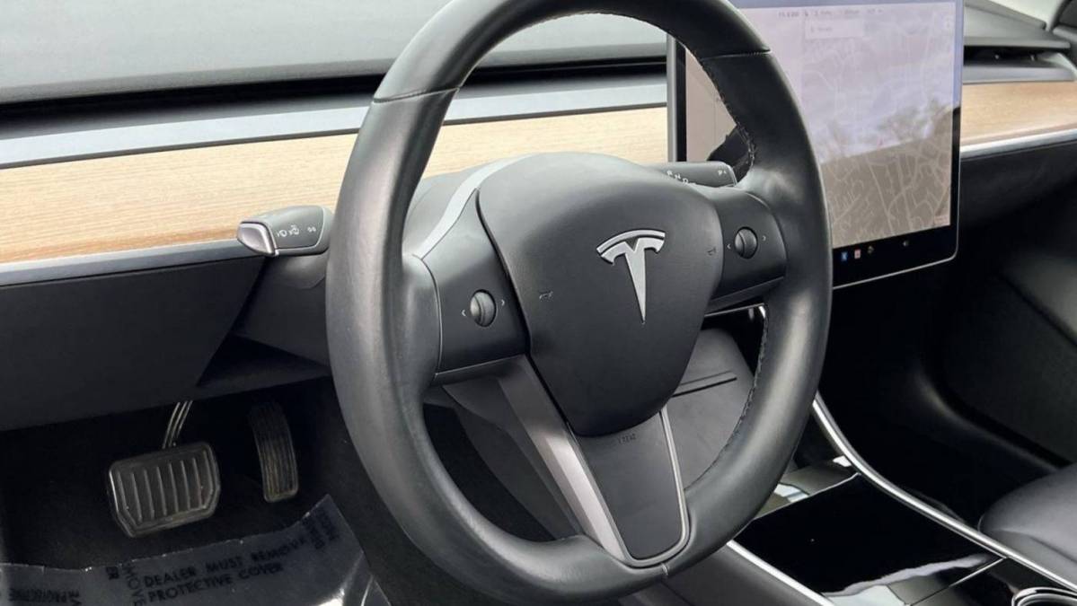 2019 Tesla Model 3 5YJ3E1EAXKF399283