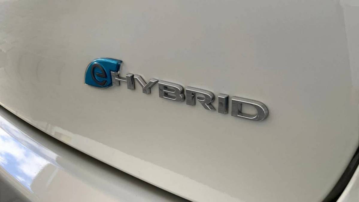 2020 Chrysler Pacifica Hybrid 2C4RC1N73LR243693