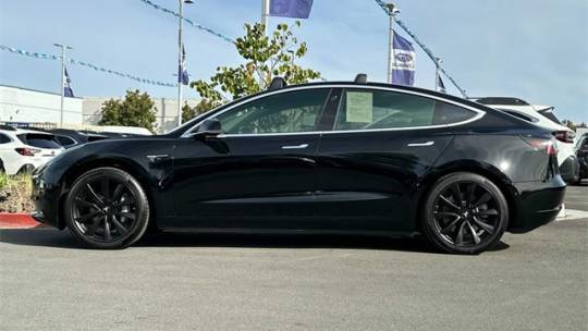 2018 Tesla Model 3 5YJ3E1EA9JF023561