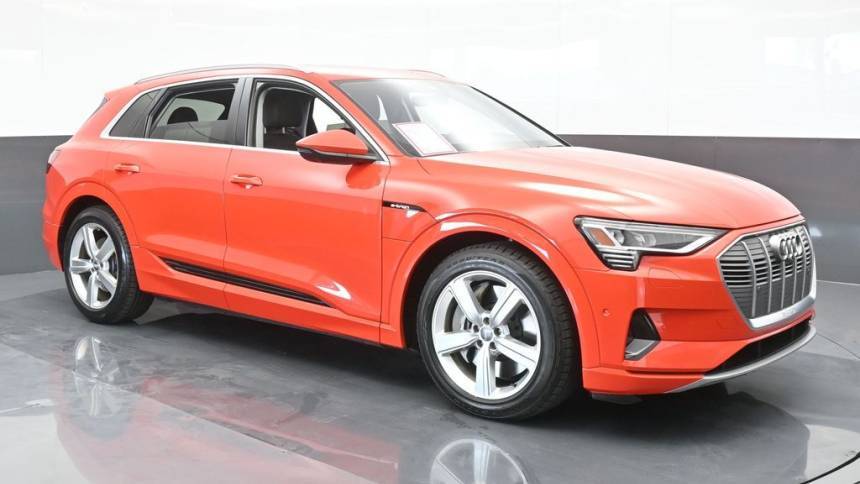 2019 Audi e-tron WA1LAAGE2KB013206