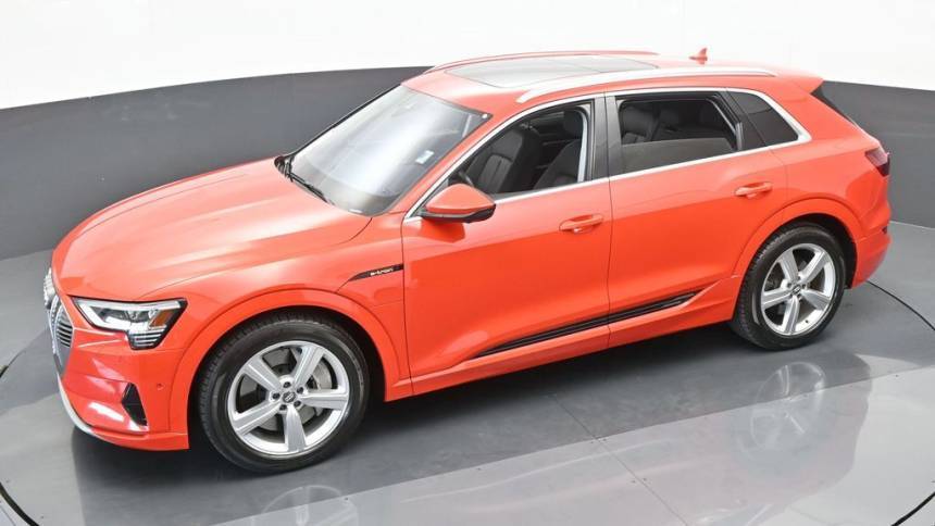 2019 Audi e-tron WA1LAAGE2KB013206