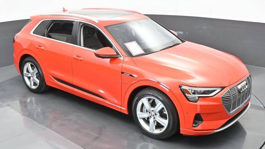 2019 Audi e-tron WA1LAAGE2KB013206