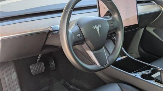 2019 Tesla Model 3 5YJ3E1EA2KF412379