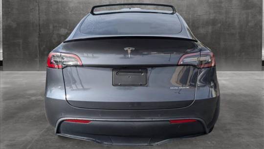 2021 Tesla Model Y 5YJYGDEE2MF196413