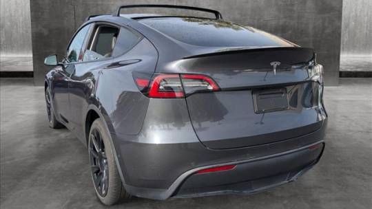 2021 Tesla Model Y 5YJYGDEE2MF196413