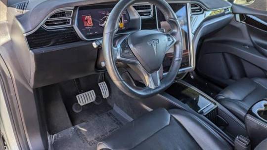 2016 Tesla Model X 5YJXCBE44GF022706