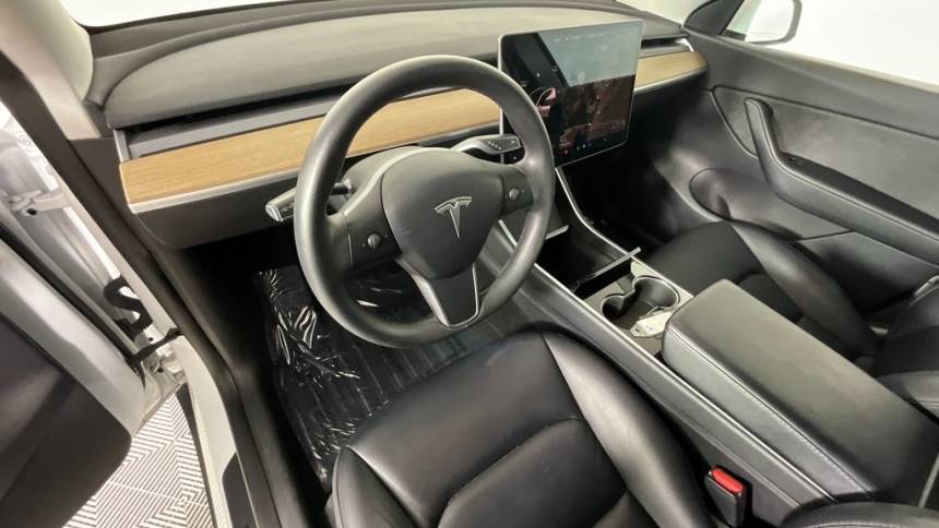 2020 Tesla Model Y 5YJYGDEEXLF050498