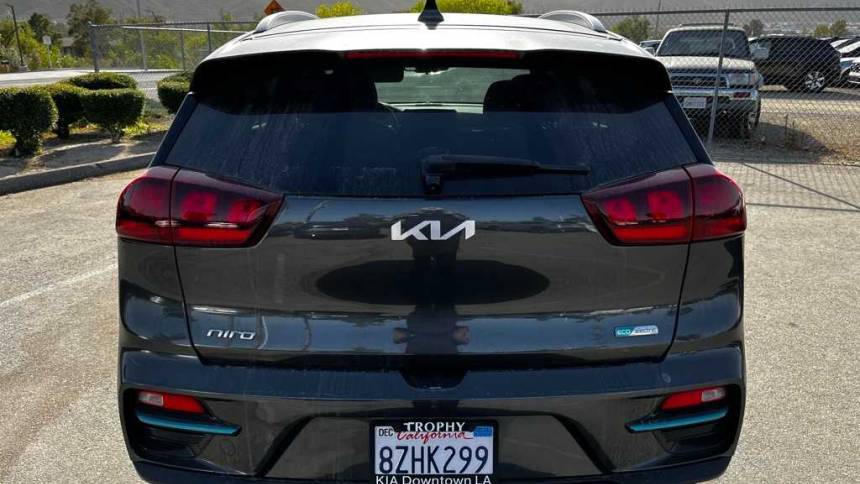 2022 Kia NIRO EV KNDCC3LG9N5137429