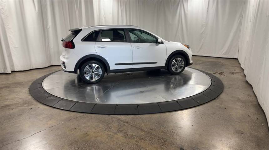 2022 Kia NIRO EV KNDCE3LG8N5136153