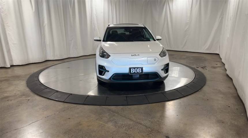 2022 Kia NIRO EV KNDCE3LG8N5136153