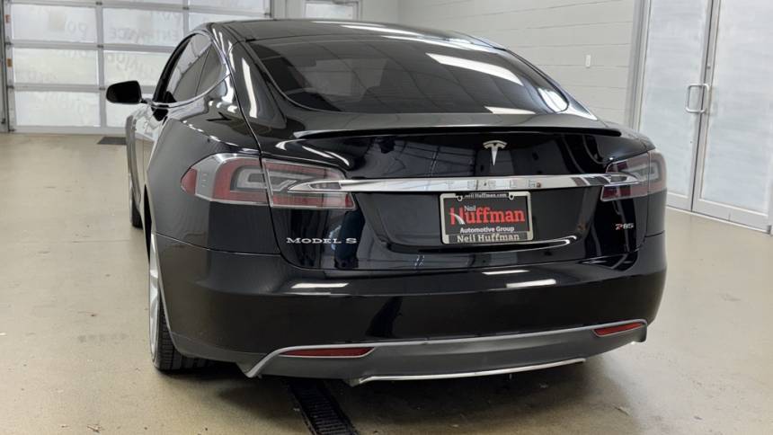 2013 Tesla Model S 5YJSA1DP6DFP08859