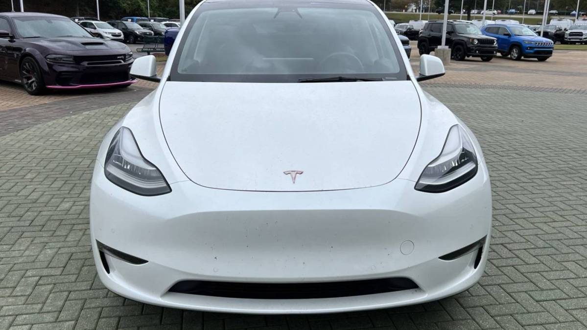 2021 Tesla Model Y 5YJYGAEE7MF122144