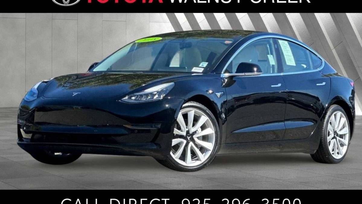 2018 Tesla Model 3 5YJ3E1EB7JF188324